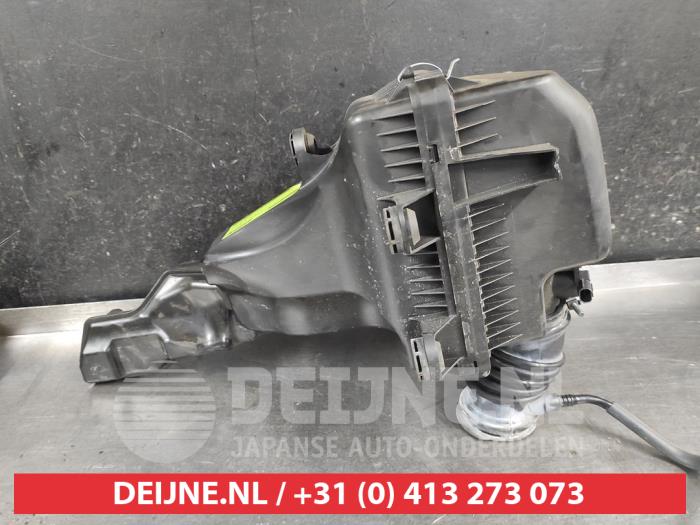 Used Air box Mazda CX-30 (DM) 2.0 e-SkyActiv-G 122 16V Price € 100,00 Margin scheme offered by V.Deijne Jap.Auto-onderdelen BV