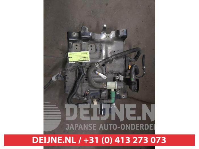 Używane Filtr weglowy Mazda MX-30 e-SkyActiv R-EV 170 Cena € 250,00 Procedura marży oferowane przez V.Deijne Jap.Auto-onderdelen BV