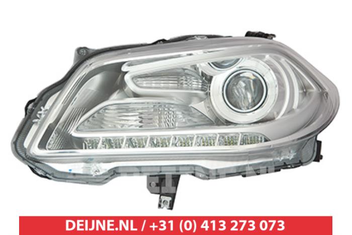 Nowe Reflektor lewy Suzuki SX-4 Cena € 429,55 Z VAT oferowane przez V.Deijne Jap.Auto-onderdelen BV
