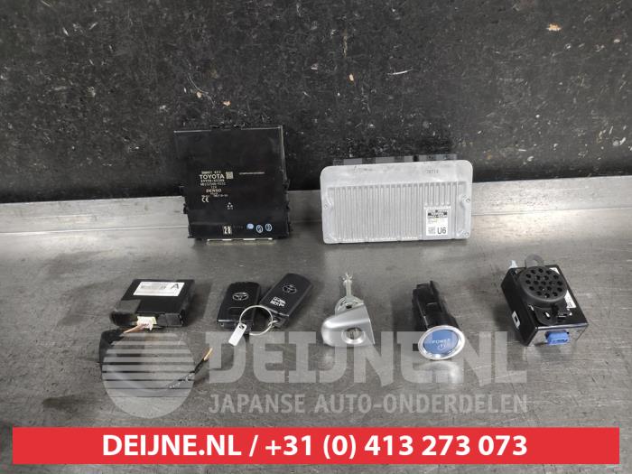 Used Engine management computer Toyota Auris (E18) Price on request offered by V.Deijne Jap.Auto-onderdelen BV