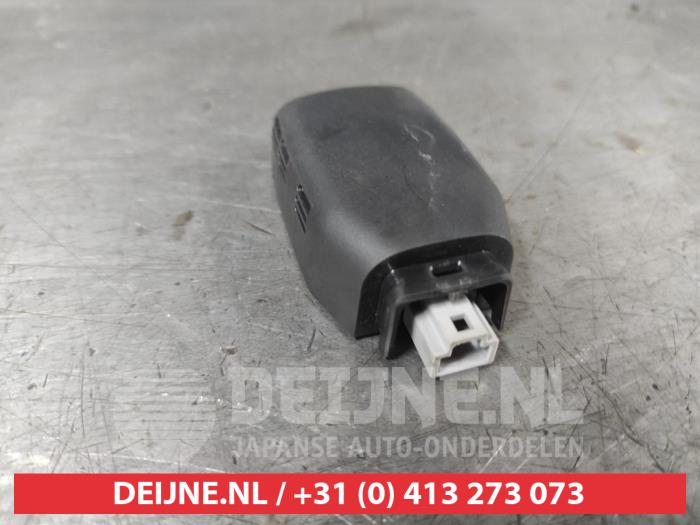 Begagnade Regnsensor Mitsubishi Eclipse Cross (GK/GL) 1.5 Turbo 16V 4WD Pris på förfrågan erbjuds av V.Deijne Jap.Auto-onderdelen BV