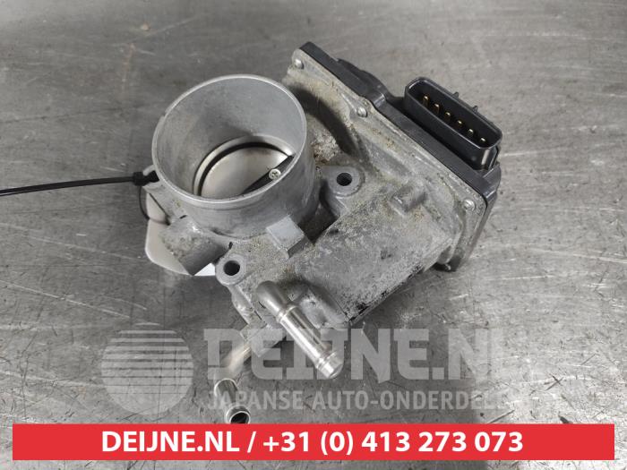 Gebrauchte Drosselklappengehäuse Toyota Yaris II (P9) 1.33 16V Dual VVT-I Preis auf Anfrage angeboten von V.Deijne Jap.Auto-onderdelen BV