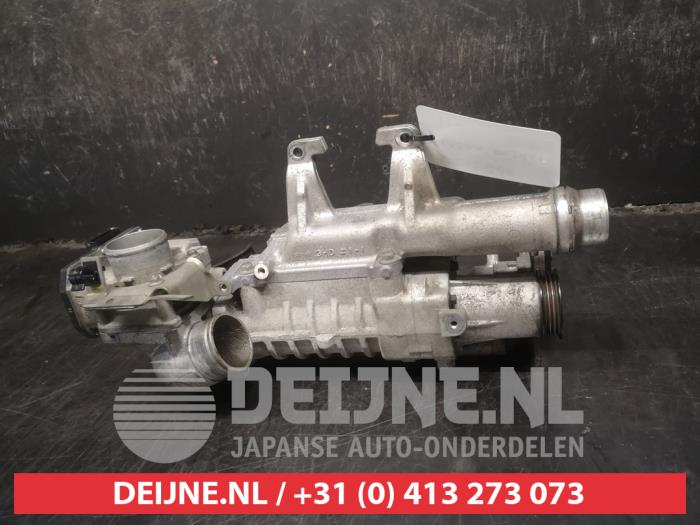 Usagé Compresseur air Nissan Micra (K13) 1.2 12V DIG-S Prix € 100,00 Règlement à la marge proposé par V.Deijne Jap.Auto-onderdelen BV