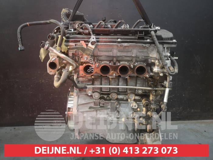 Engine from a Toyota C-HR (X1,X5) 1.8 16V Hybrid 2017