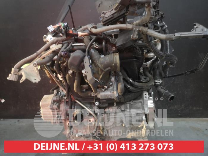Engine from a Toyota C-HR (X1,X5) 1.8 16V Hybrid 2017