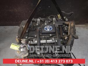 Engine from a Toyota C-HR (X1,X5) 1.8 16V Hybrid 2017