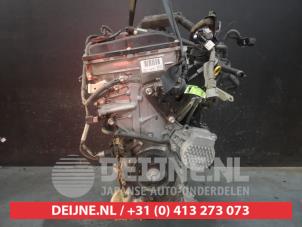 Engine from a Toyota C-HR (X1,X5) 1.8 16V Hybrid 2017