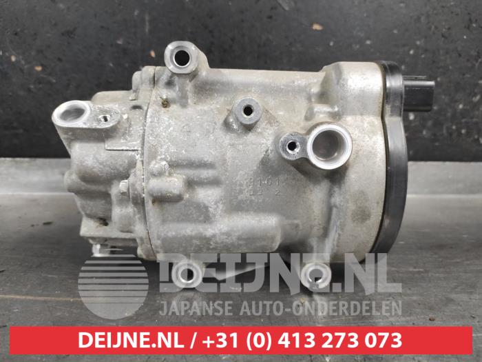 Usagé Compresseur de clim Toyota C-HR (X1,X5) 1.8 16V Hybrid Prix sur demande proposé par V.Deijne Jap.Auto-onderdelen BV