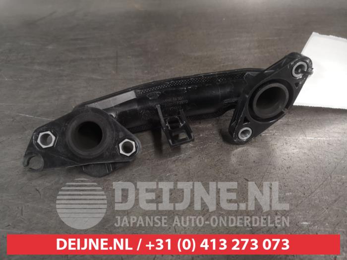 Begagnade EGR-rör Toyota Yaris IV (P21/PA1/PH1) 1.5 12V Hybrid 115 Pris på förfrågan erbjuds av V.Deijne Jap.Auto-onderdelen BV