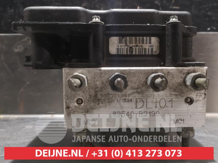 Usagé Bloc ABS Daihatsu Cuore (L251/271/276) 1.0 12V DVVT Prix € 50,00 Règlement à la marge proposé par V.Deijne Jap.Auto-onderdelen BV
