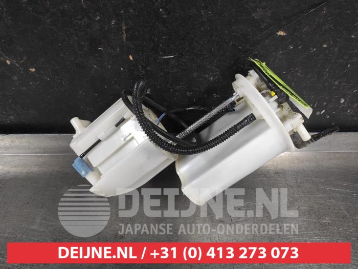 Usagé Pompe à carburant Toyota RAV4 (A3) 2.0 16V Valvematic 4x4 Prix sur demande proposé par V.Deijne Jap.Auto-onderdelen BV