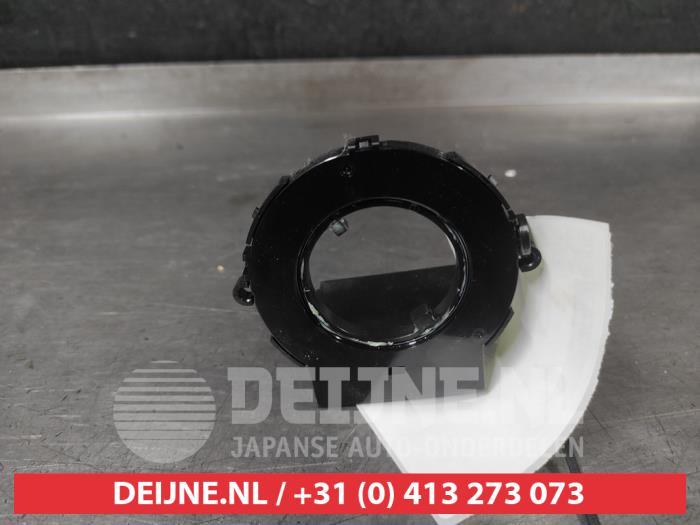 Begagnade Styrvinkelsensor Toyota RAV4 (A3) 2.0 16V Valvematic 4x4 Pris på förfrågan erbjuds av V.Deijne Jap.Auto-onderdelen BV