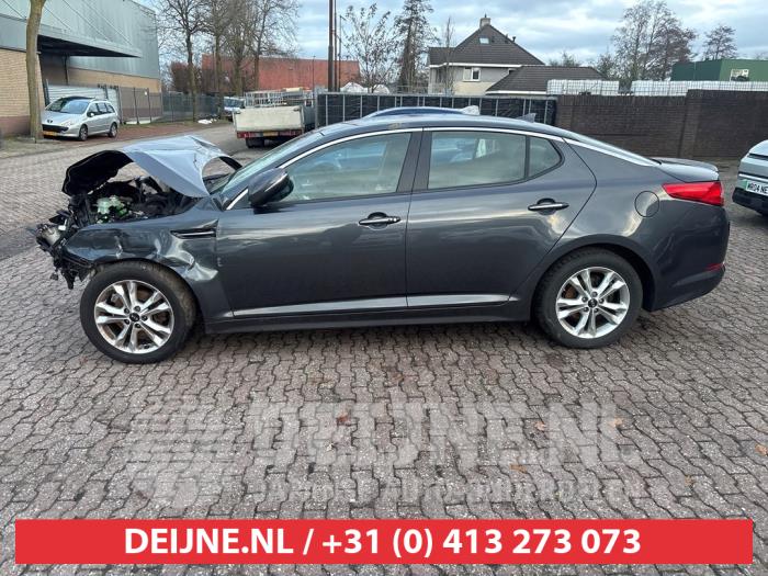 Usados Ventanilla triangular izquierda detrás Kia Optima 2.0 CVVT Hybrid 16V Precio de solicitud ofrecido por V.Deijne Jap.Auto-onderdelen BV