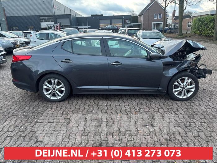 Usados Ventanilla triangular derecha detrás Kia Optima 2.0 CVVT Hybrid 16V Precio de solicitud ofrecido por V.Deijne Jap.Auto-onderdelen BV