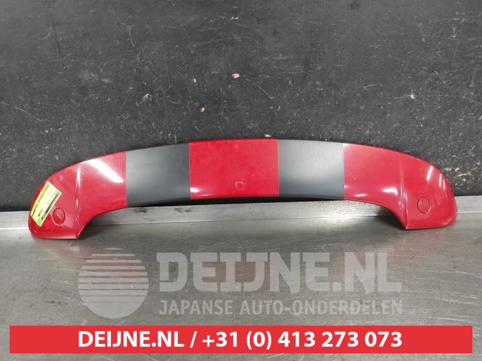 Używane Spojler Suzuki Swift (ZA/ZC/ZD1/2/3/9) 1.6 Sport VVT 16V Cena € 50,00 Procedura marży oferowane przez V.Deijne Jap.Auto-onderdelen BV