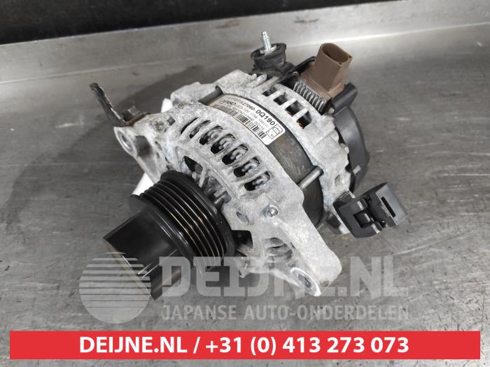 Begagnade Dynamo Toyota Aygo (B40) 1.0 12V VVT-i Pris på förfrågan erbjuds av V.Deijne Jap.Auto-onderdelen BV