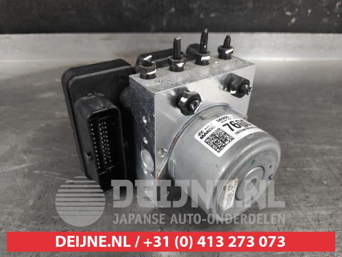 Used ABS pump Hyundai i10 1.0 12V Price on request offered by V.Deijne Jap.Auto-onderdelen BV