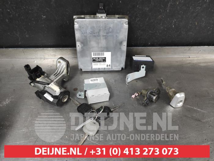 Used Engine management computer Toyota Corolla (E12) 1.6 16V VVT-i Price on request offered by V.Deijne Jap.Auto-onderdelen BV