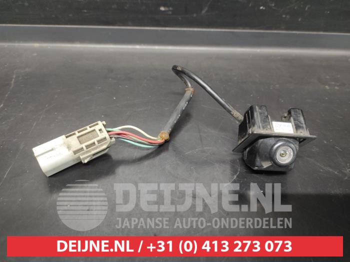 Begagnade Backkamera Chevrolet Orlando 2.0 D 16V Pris på förfrågan erbjuds av V.Deijne Jap.Auto-onderdelen BV