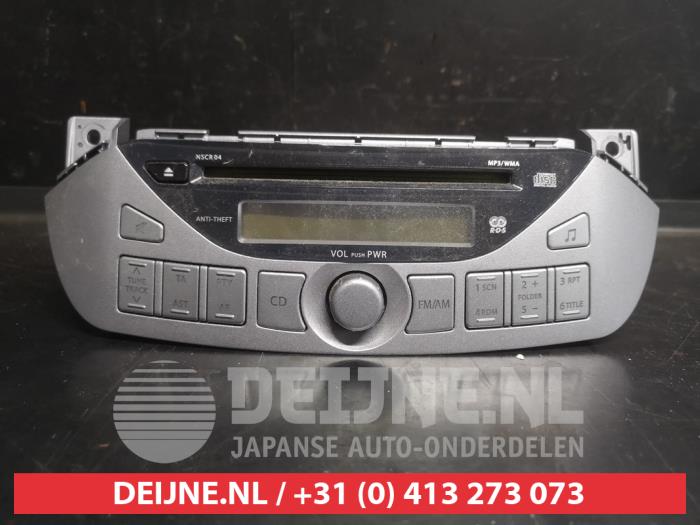 Używane Radio Suzuki Alto 1.0 12V Cena na żądanie oferowane przez V.Deijne Jap.Auto-onderdelen BV