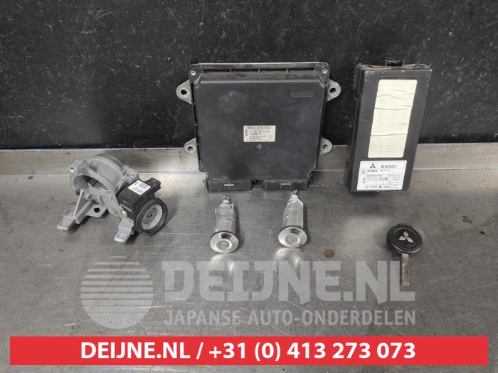 Used Engine management computer Mitsubishi Colt (Z2/Z3) 1.5 16V Price on request offered by V.Deijne Jap.Auto-onderdelen BV