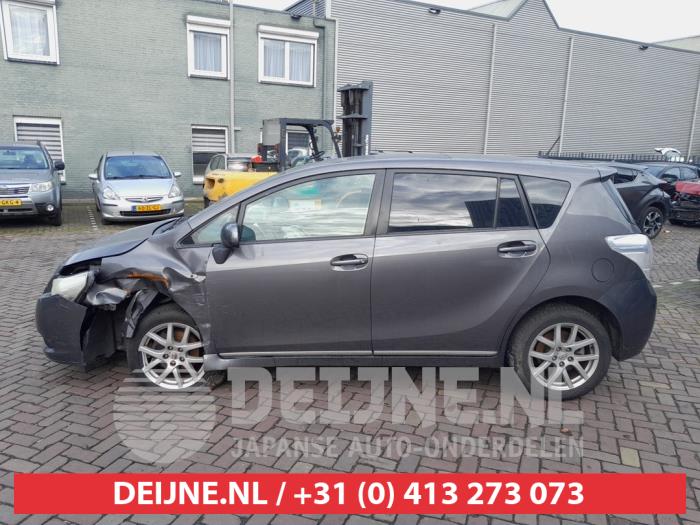 Usados Ventanilla triangular izquierda detrás Toyota Verso 1.8 16V VVT-i Precio de solicitud ofrecido por V.Deijne Jap.Auto-onderdelen BV