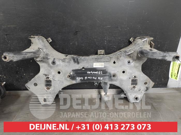 Usagé Faux châssis Kia Proceed (CD) 1.4 T-GDI 16V Prix sur demande proposé par V.Deijne Jap.Auto-onderdelen BV