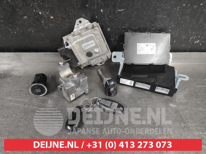 Used Engine management computer Suzuki Swift (ZA/ZC/ZD) 1.2 16V Price on request offered by V.Deijne Jap.Auto-onderdelen BV