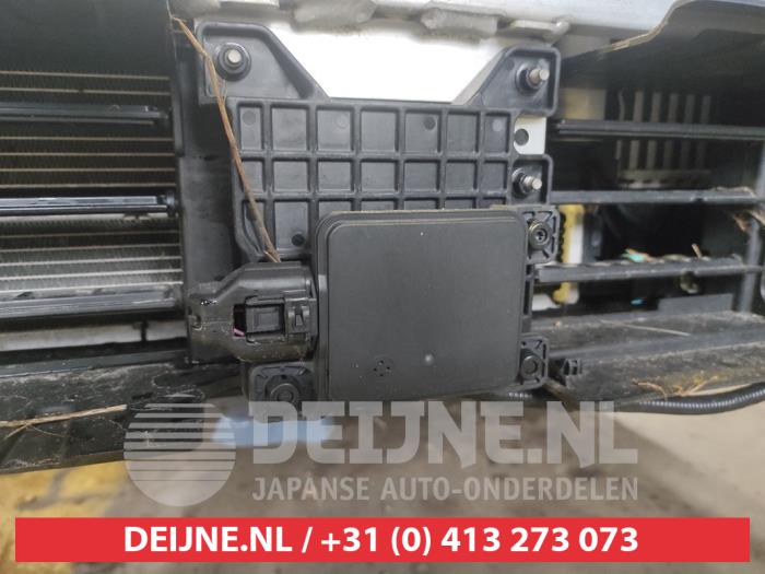 Gebrauchte ACC Sensor (Entfernung) Hyundai Santa Fe V (MX5) 1.6 T-GDI PHEV 4WD Preis auf Anfrage angeboten von V.Deijne Jap.Auto-onderdelen BV