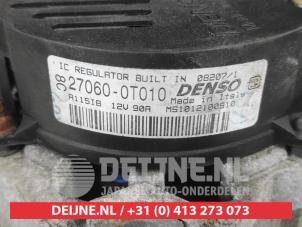 Dynamo van een Toyota Auris (E15) 1.6 Dual VVT-i 16V 2007