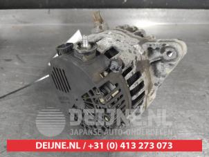 Dynamo van een Toyota Auris (E15) 1.6 Dual VVT-i 16V 2007