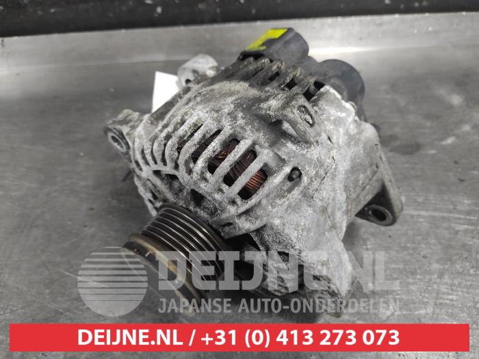 Usagé Dynamo Hyundai Santa Fe II (CM) 2.4 16V 4x4 Prix sur demande proposé par V.Deijne Jap.Auto-onderdelen BV