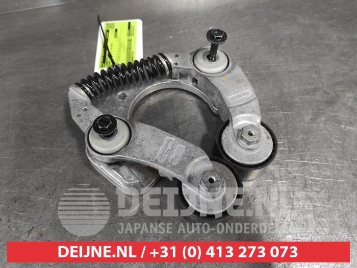 Usados Tensor correa múltiple Hyundai Santa Fe V (MX5) 1.6 T-GDI PHEV 4WD Precio de solicitud ofrecido por V.Deijne Jap.Auto-onderdelen BV