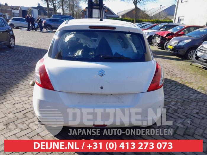 Usados Ventanilla detrás Suzuki Swift (ZA/ZC/ZD) 1.2 16V Precio de solicitud ofrecido por V.Deijne Jap.Auto-onderdelen BV
