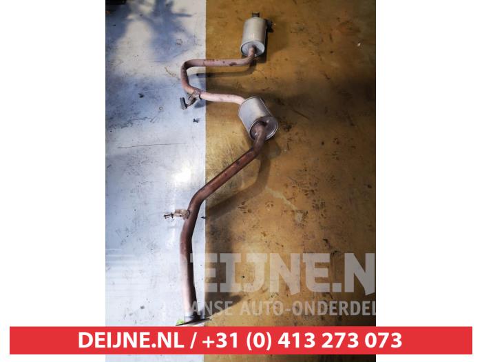 Gebrauchte Auspuff Enddämpfer Toyota Auris Touring Sports (E18) 1.2 T 16V Preis € 50,00 Margenregelung angeboten von V.Deijne Jap.Auto-onderdelen BV