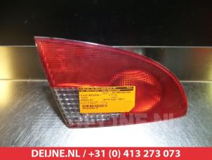 Used Tailgate reflector, left Toyota Avensis (T22) 1.8 16V Price on request offered by V.Deijne Jap.Auto-onderdelen BV