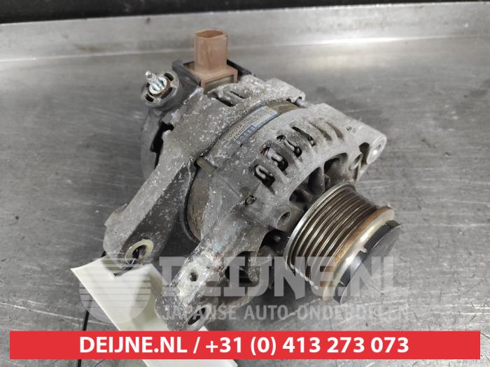 Begagnade Dynamo Toyota Aygo (B40) 1.0 12V VVT-i Pris på förfrågan erbjuds av V.Deijne Jap.Auto-onderdelen BV