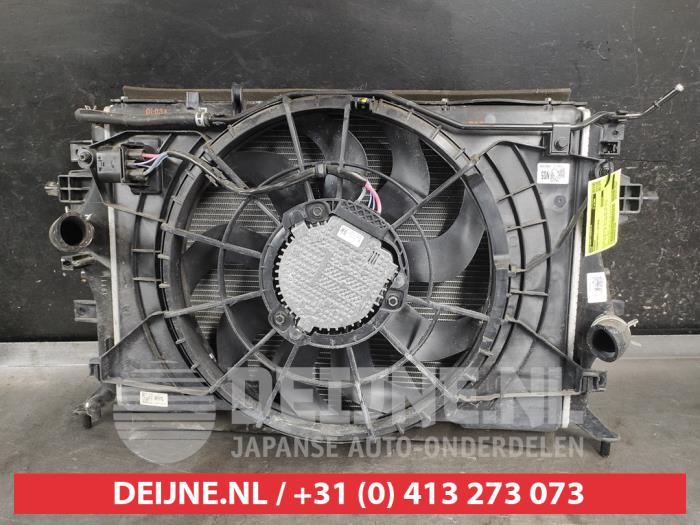 Used Radiator Hyundai Kona (OS) 1.6 GDi HEV 16V Price on request offered by V.Deijne Jap.Auto-onderdelen BV