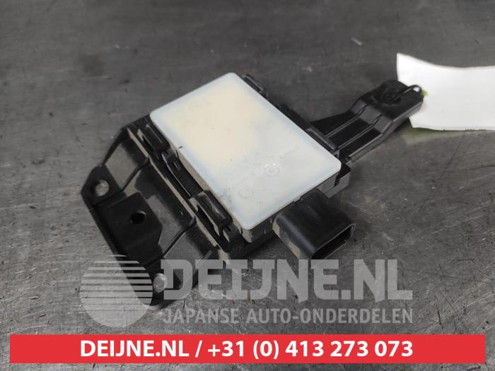 Begagnade Dödvinkelsensor Kia Niro II (SG2) 1.6 GDI Plug-in Hybrid Pris på förfrågan erbjuds av V.Deijne Jap.Auto-onderdelen BV