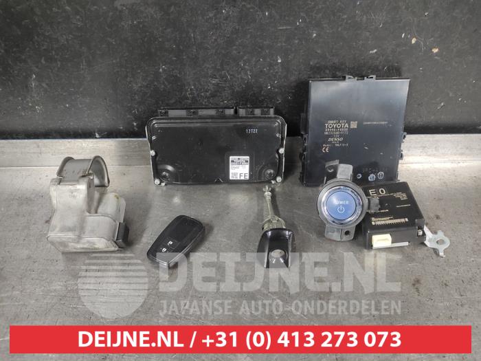 Used Engine management computer Toyota C-HR (X1,X5) 1.8 16V Hybrid Price on request offered by V.Deijne Jap.Auto-onderdelen BV