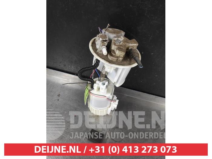 Gebrauchte Kraftstoffpumpe Elektrisch Toyota Aygo (B10) 1.0 12V VVT-i Preis € 50,00 Margenregelung angeboten von V.Deijne Jap.Auto-onderdelen BV