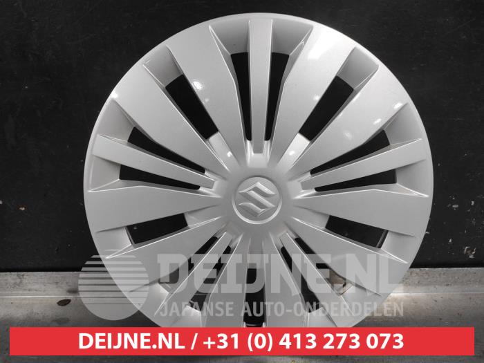 Używane Kolpak Suzuki Swift (ZA/ZC/ZD) 1.2 16_ Cena € 15,00 Procedura marży oferowane przez V.Deijne Jap.Auto-onderdelen BV