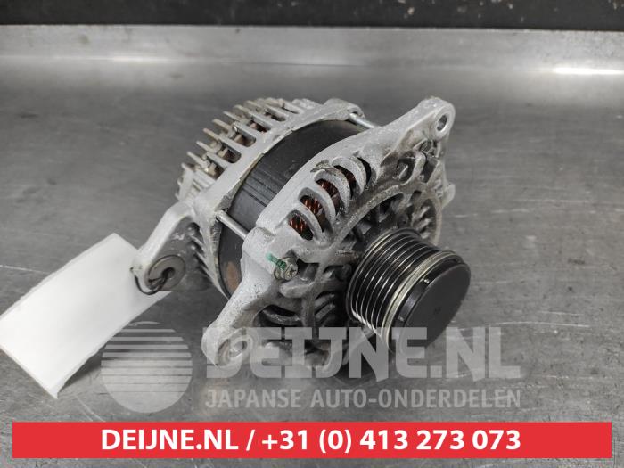 Usagé Dynamo Nissan Micra (K13) 1.2 12V Prix sur demande proposé par V.Deijne Jap.Auto-onderdelen BV
