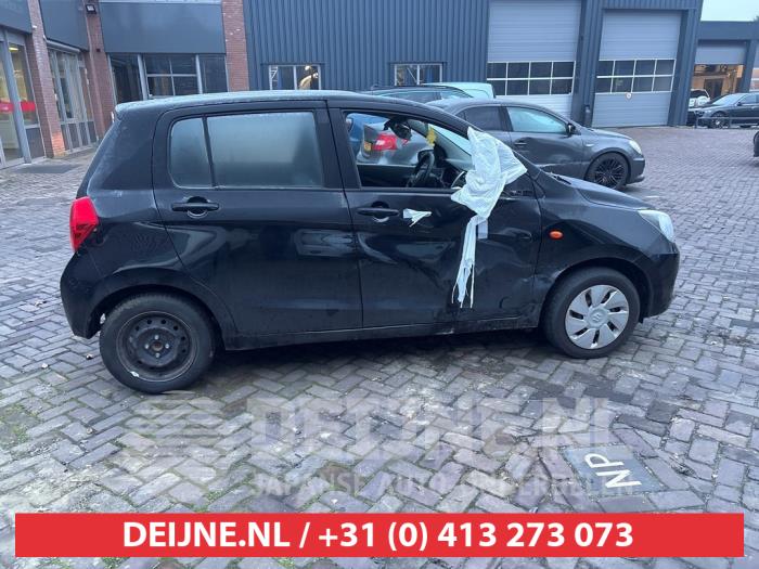 Usados Ventanilla triangular derecha detrás Suzuki Celerio (LF) 1.0 12V Dualjet Precio de solicitud ofrecido por V.Deijne Jap.Auto-onderdelen BV