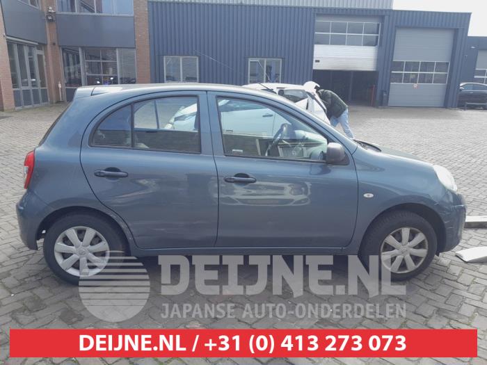 Usados Ventanilla triangular derecha detrás Nissan Micra (K13) 1.2 12V Precio de solicitud ofrecido por V.Deijne Jap.Auto-onderdelen BV