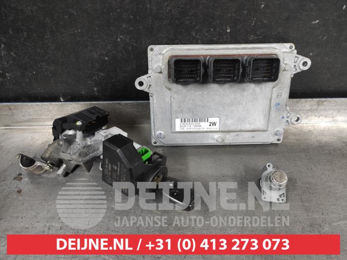 Used Engine management computer Honda CR-V (RE/RM) 2.0 16V Price on request offered by V.Deijne Jap.Auto-onderdelen BV