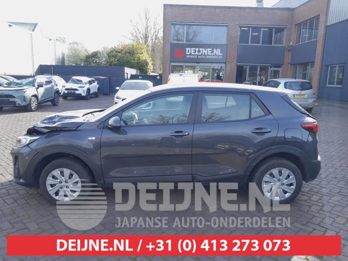 Usados Ventanilla triangular izquierda detrás Kia Stonic (YB) 1.2 MPI 16V Precio de solicitud ofrecido por V.Deijne Jap.Auto-onderdelen BV