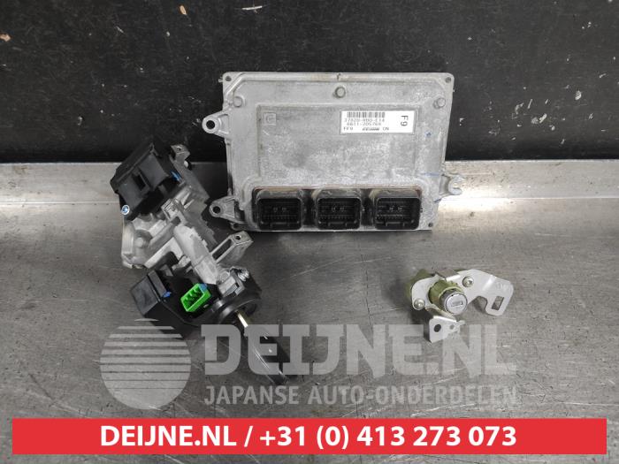 Used Engine management computer Honda Jazz (GE6/GE8/GG/GP) 1.4 VTEC 16V Price on request offered by V.Deijne Jap.Auto-onderdelen BV