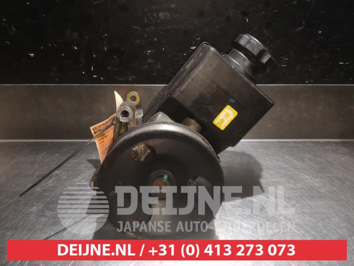 Begagnade Servostyrningspump Ssang Yong Kyron 2.0 M 200 Xdi 16V 4x2 Pris € 35,00 Marginaltabell erbjuds av V.Deijne Jap.Auto-onderdelen BV