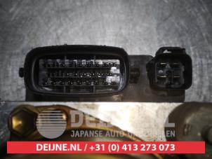 Pompa ABS z Mitsubishi L-200 2.5 TDI 4x4 2005